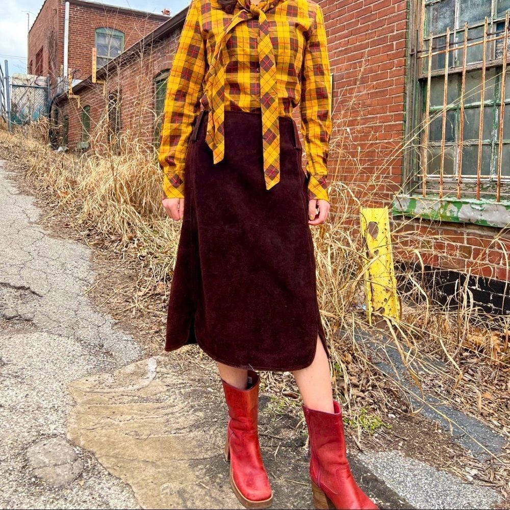 Saks Fifth Ave Folio Vintage 1970’s 💯 Leather/Suede skirt